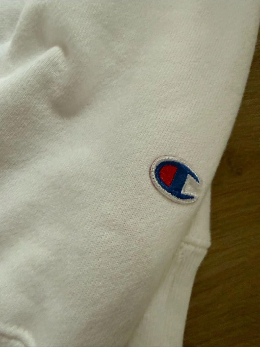 NWOT Champion White Crewneck Sweatshirt with Multicolor Nashville Embroidery - Picture 3 of 6